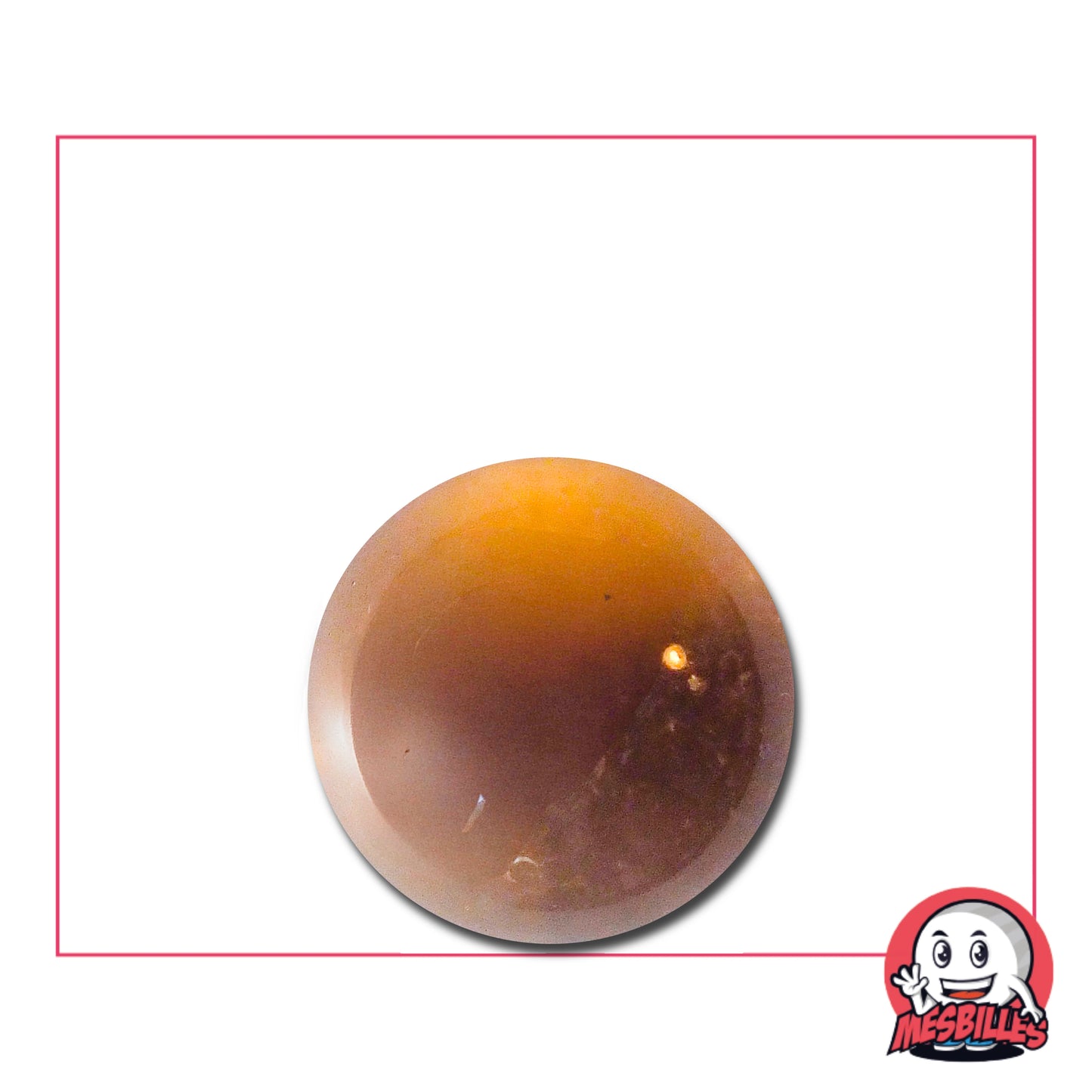 Gros plan d’une bille Loupe Pêche 16 mm au dégradé orange et beige translucide, évoquant la couleur d’une pêche, parfaite pour collection ou jeu