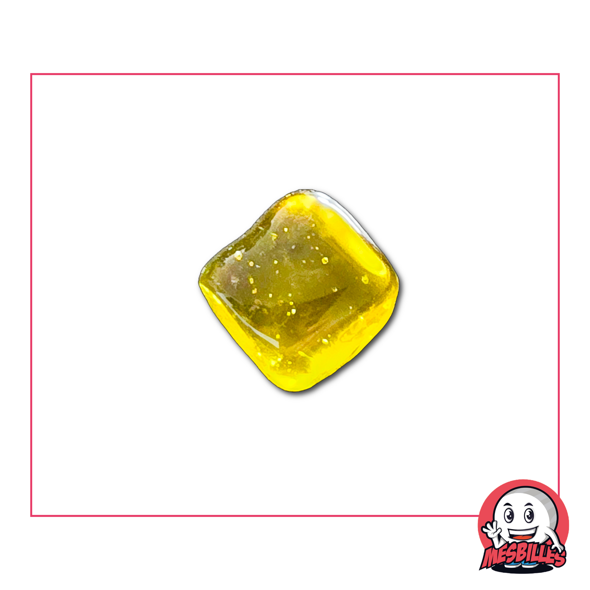 Foto einer flachen Murmel in quadratischer Form, gelb transluzent, 2 cm, einzeln erhältlich im MesBilles-Shop.