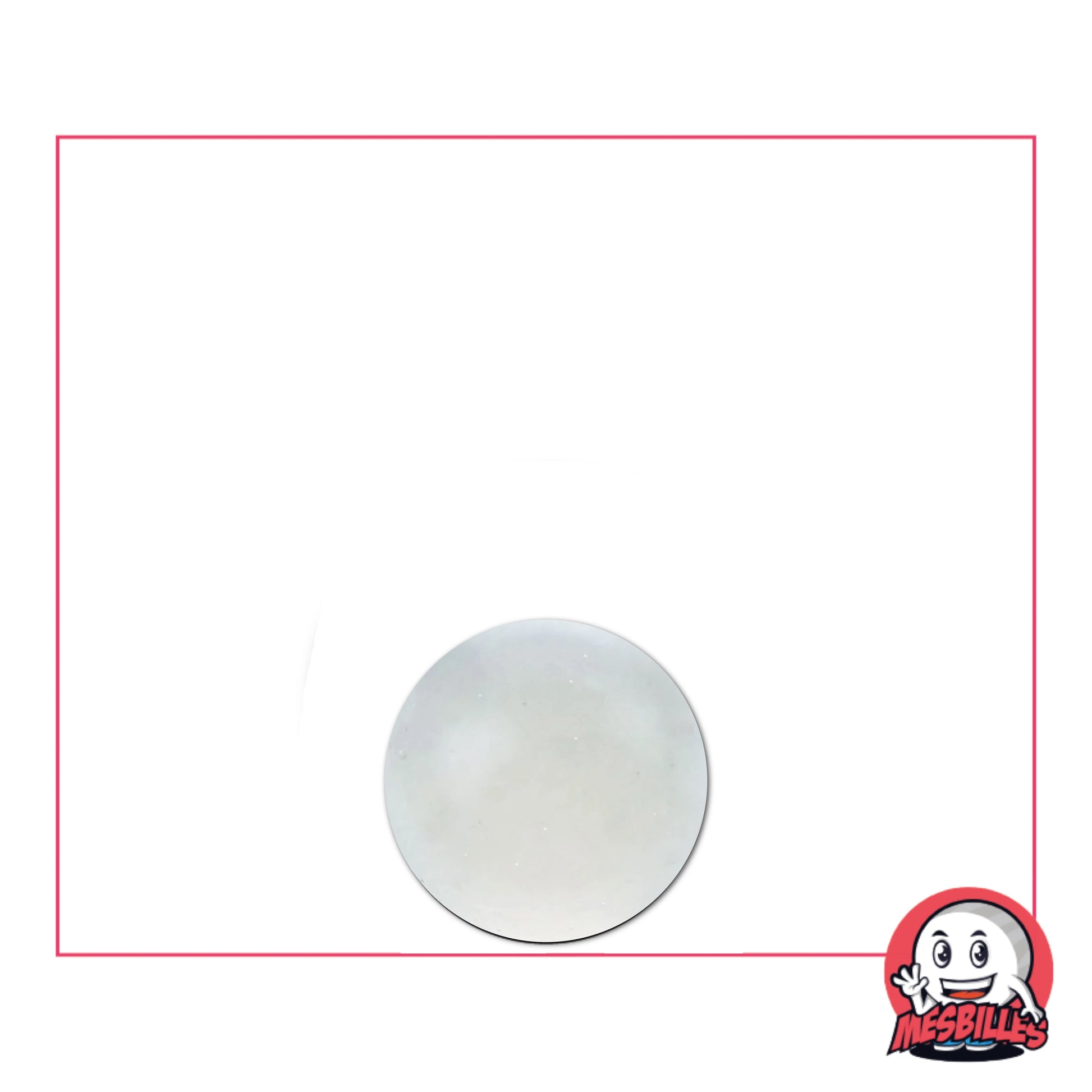 Gros plan d’une bille Loupe Cristal 12 mm totalement transparente, parfaite pour collection ou partie de billes